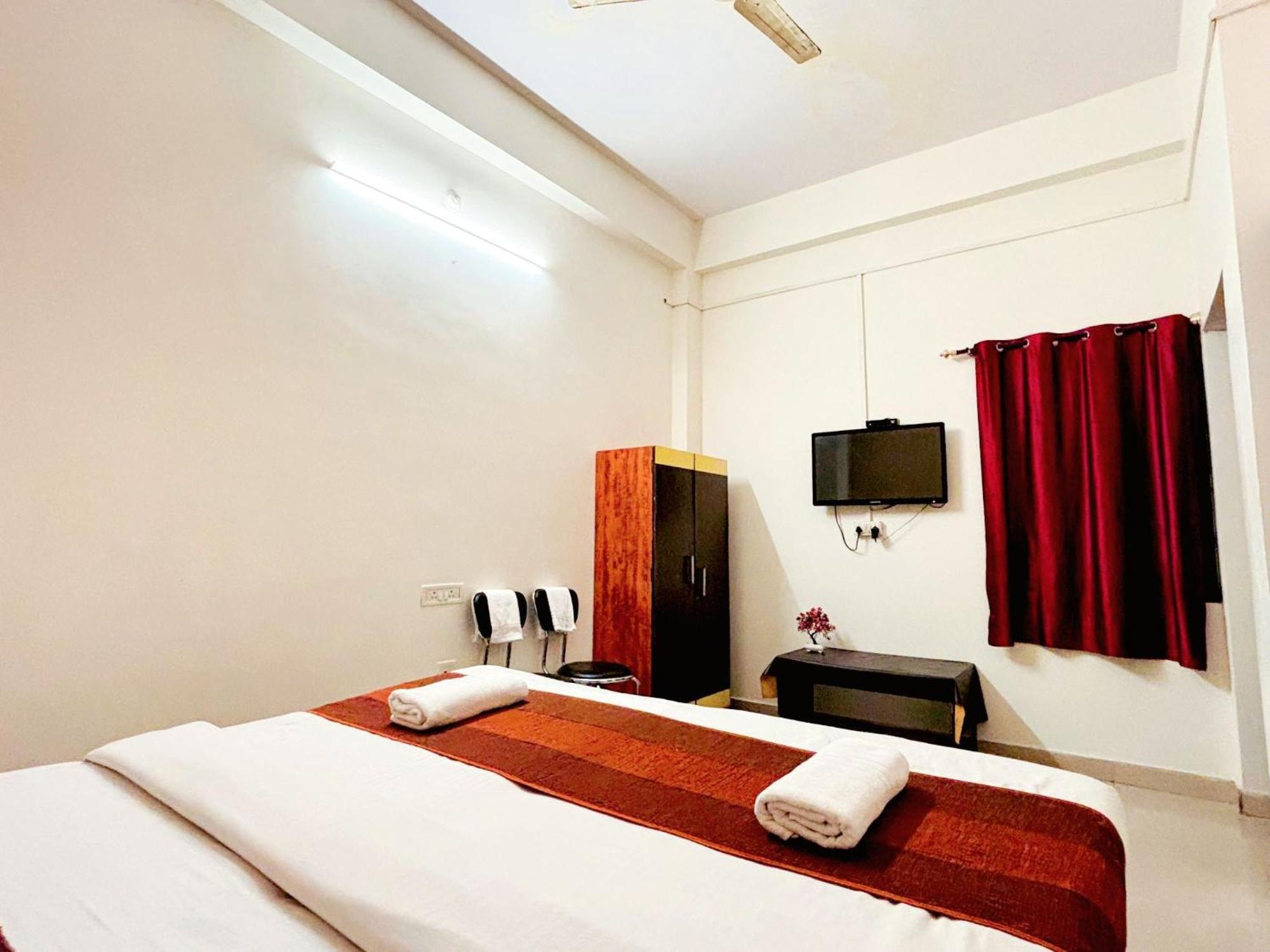 Hotel Sunrise Inn Кота Экстерьер фото